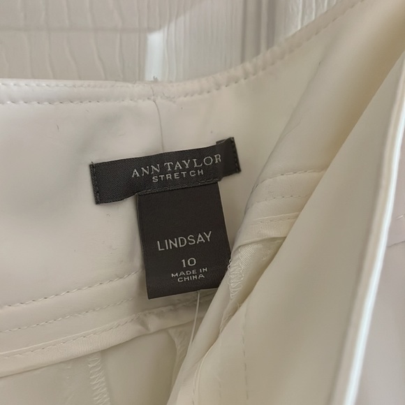 NWT Ann Taylor Lindsay Capri Pants - Picture 3 of 3